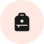 Le sac à dos de sport ou de colo perdu dans un vestiaire. Le sac à dos de sport ou de colo perdu dans un vestiaire.